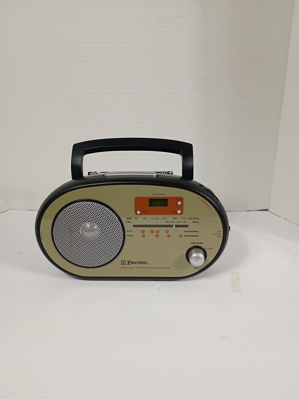 Emerson RP1103 Portable AM/FM/TV & Weather Band Clock Radio AC/Battery